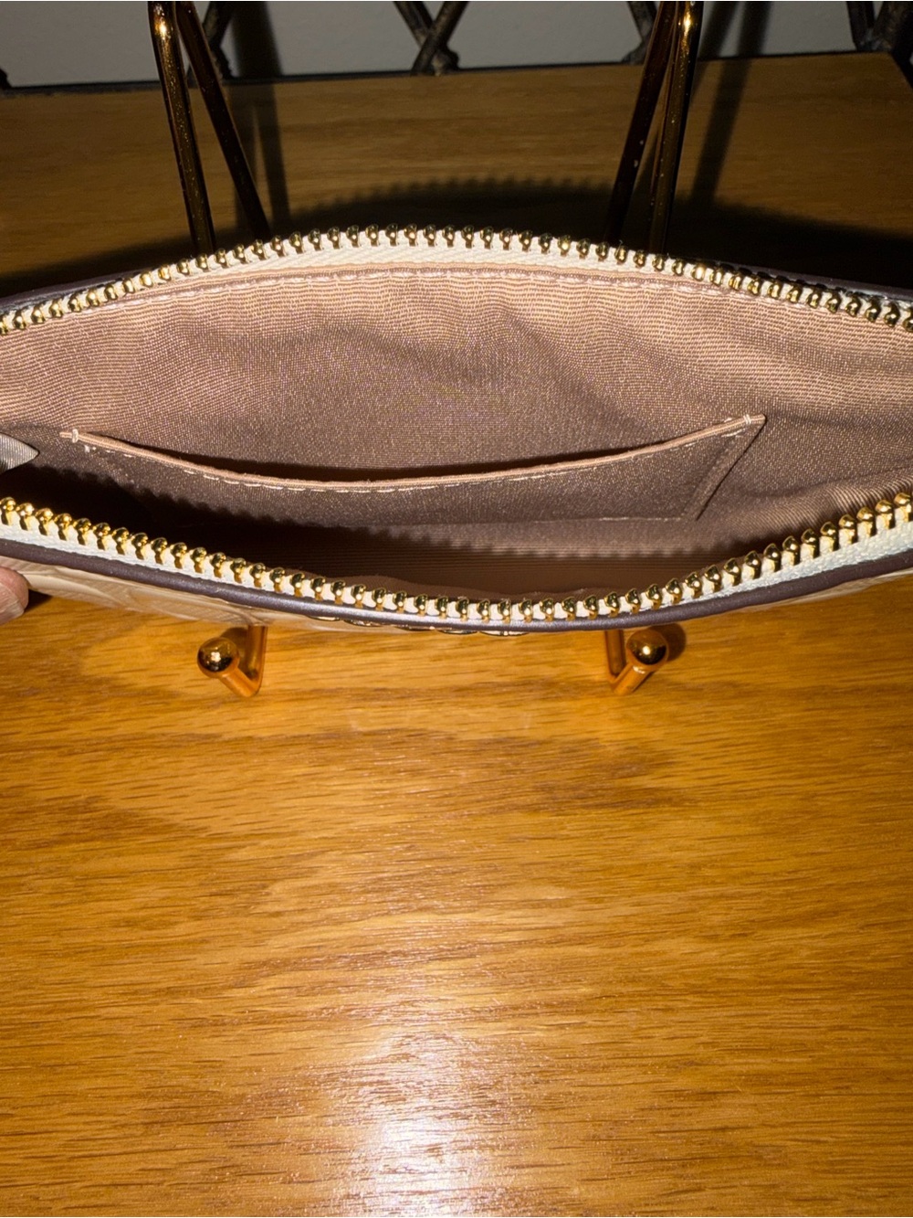 Coach Corner Zip Wristlet w/Heart Charm NWT - Picture 5 of 5
